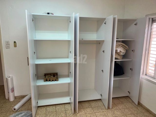 ארון בגדים