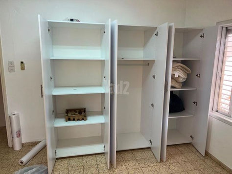 ארון בגדים