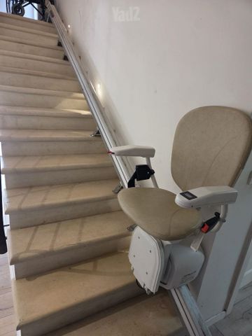 מעלון כסא