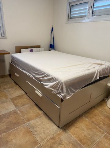 מיטה למסירה