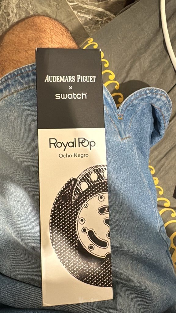 royal pop swatch black