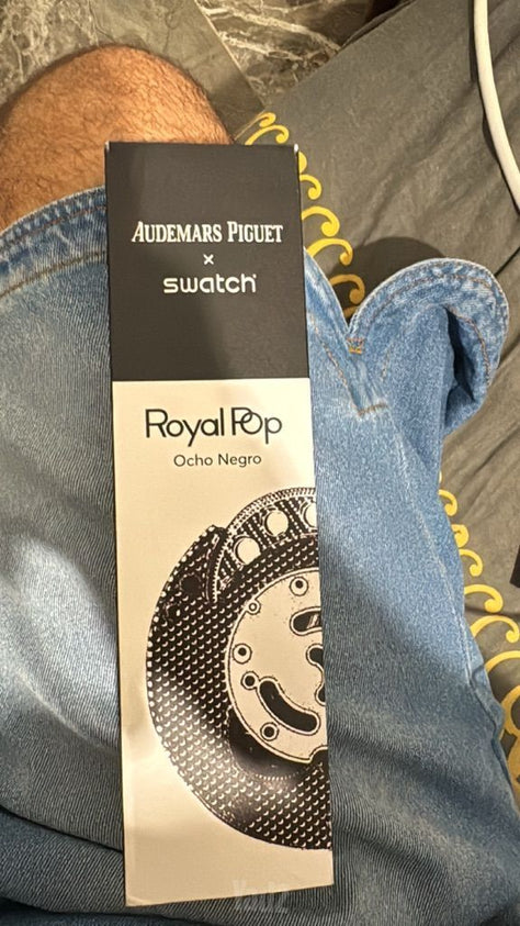 royal pop swatch black