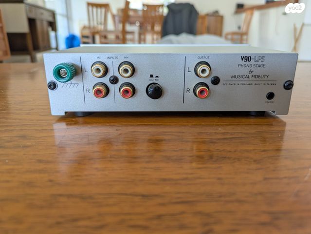 קדם מגבר פונו V90-LPS