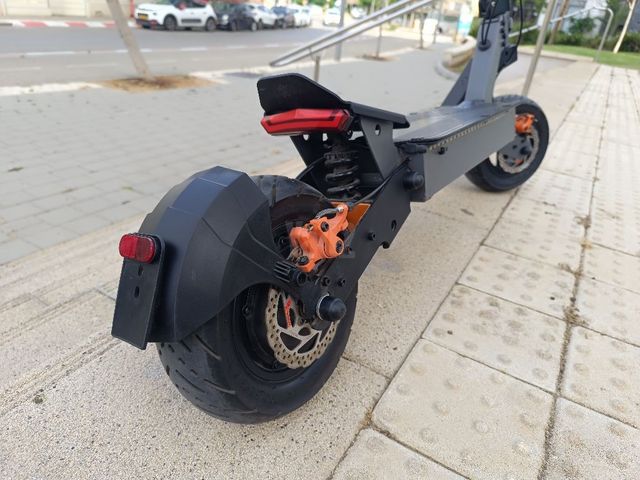קורקינט חשמלי ריידר איקס רייס