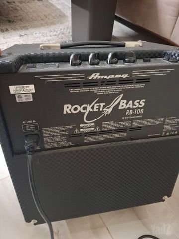מגבר לגיטרה בס AMPeg ואלט30