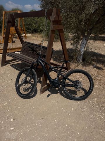 אופני חשמלוק specialized