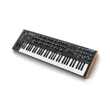 סינתיסייזר novation summit