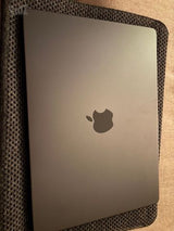 Macbook pro m4 512ssd 16GB RAM