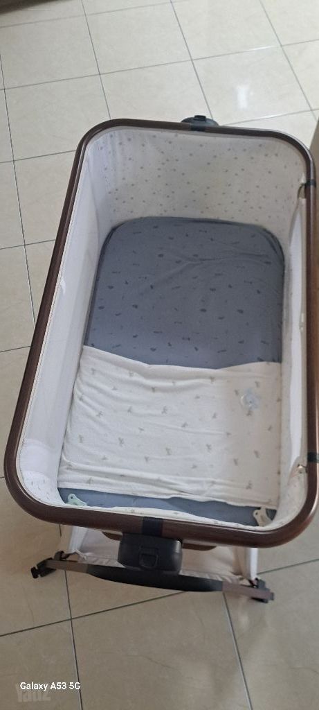 אריסה לתינוק