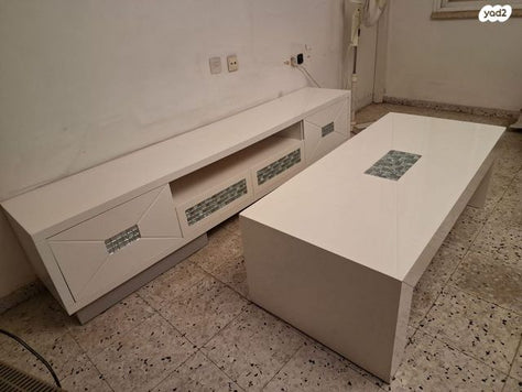 מזנון+שולחן