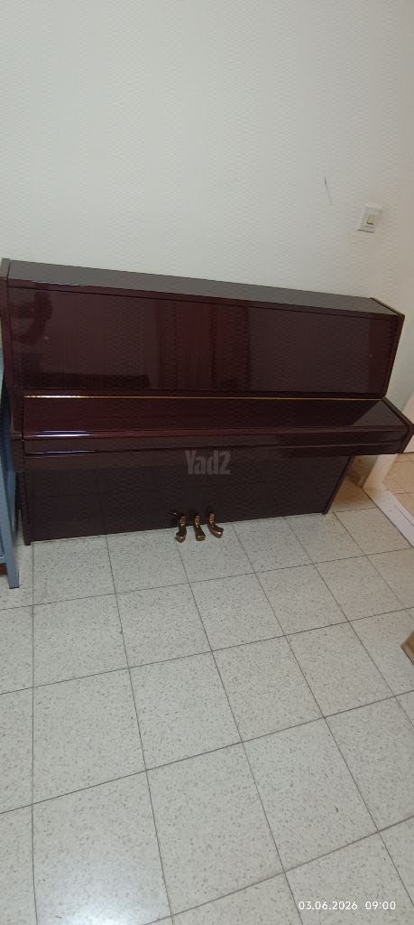 פסנתר YAMAHA