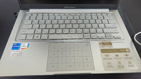מחשב Asus vivobook