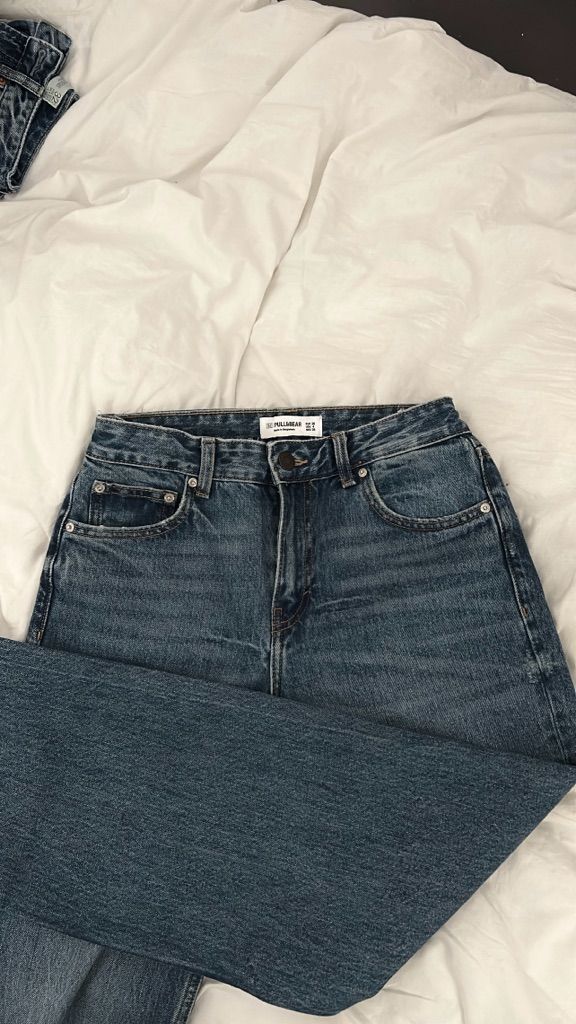 גינס של pull&bear