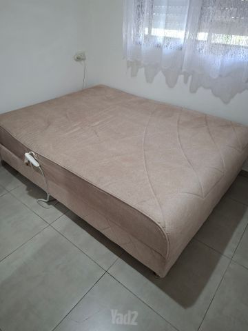 מיטה זוגית 140×190