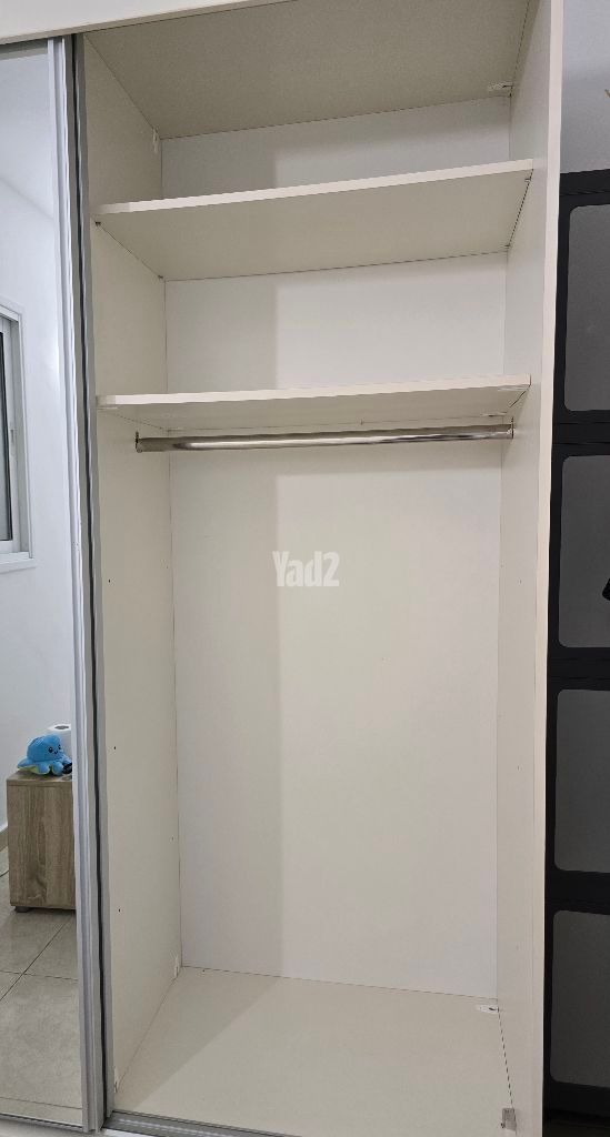 ארון בגדים