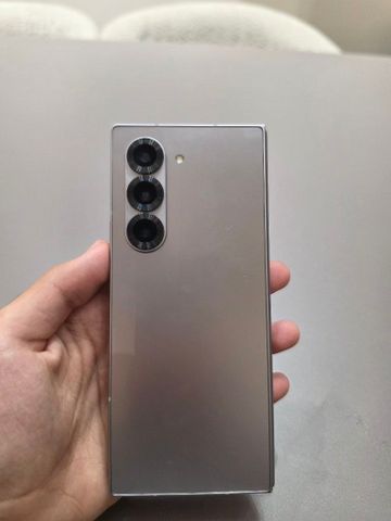 Galaxy Z Fold 6