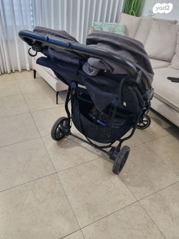 עגלת תאומים