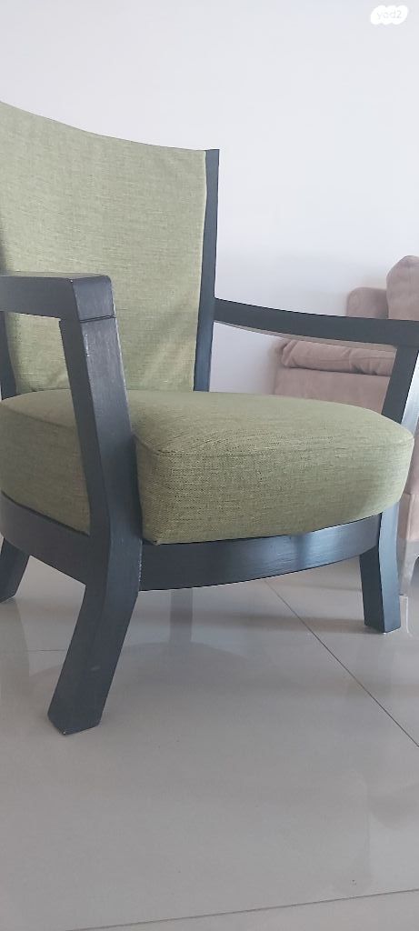 כורסה ודום