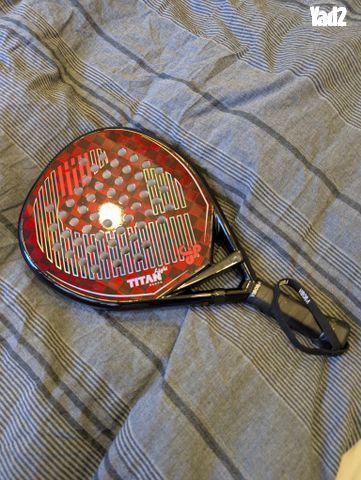 מחבט vibora titan black light