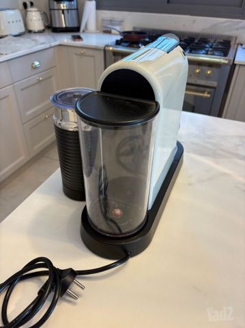 Nespresso CitiZ + מקציף חלב