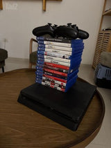 Playstation 4 slim