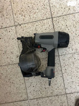 אקדח מסמרים