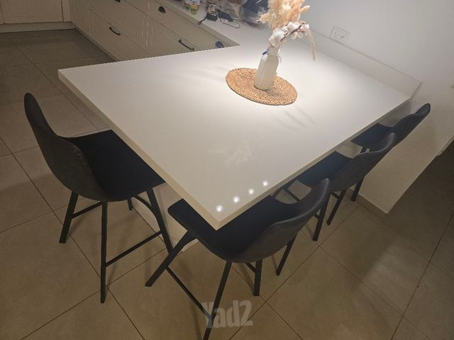 כיסאות בר