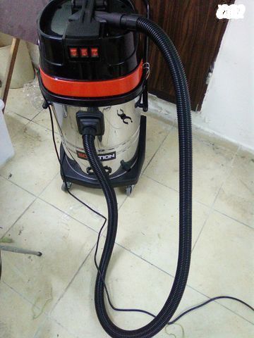 שואב תעשייתי