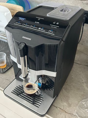 מכונת קפה Simens EQ.300