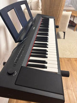 אורגן yamaha np15b עם מעמד