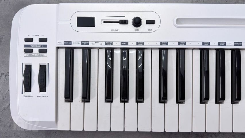 מקלדת שליטה Samson Carbon 49
