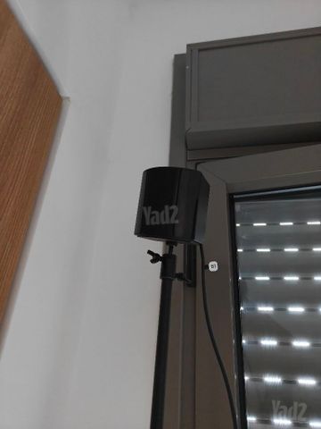 HTC VIVE 5 Trackers + 2 Bases