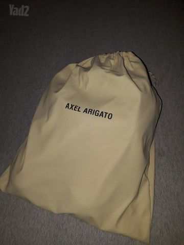 נעל מעצבים axel arigato