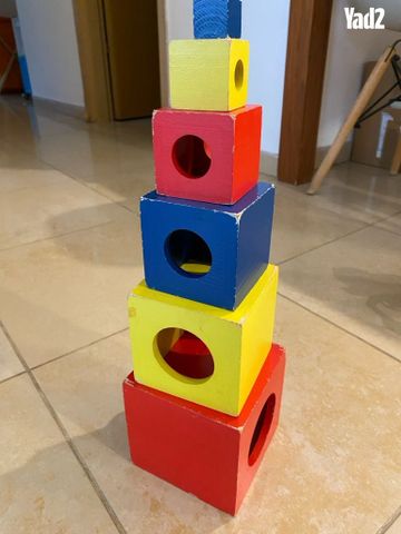 קוביות מעץ