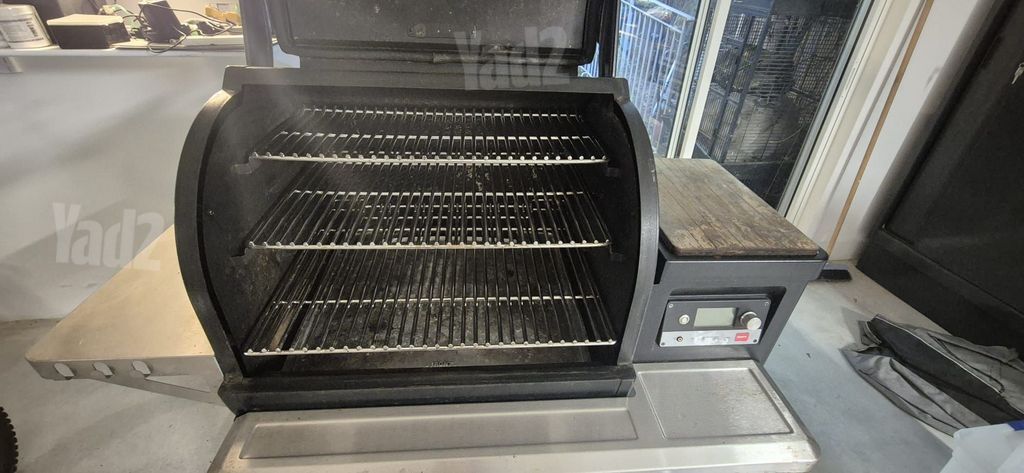 מעשנת Traeger Timberline 850