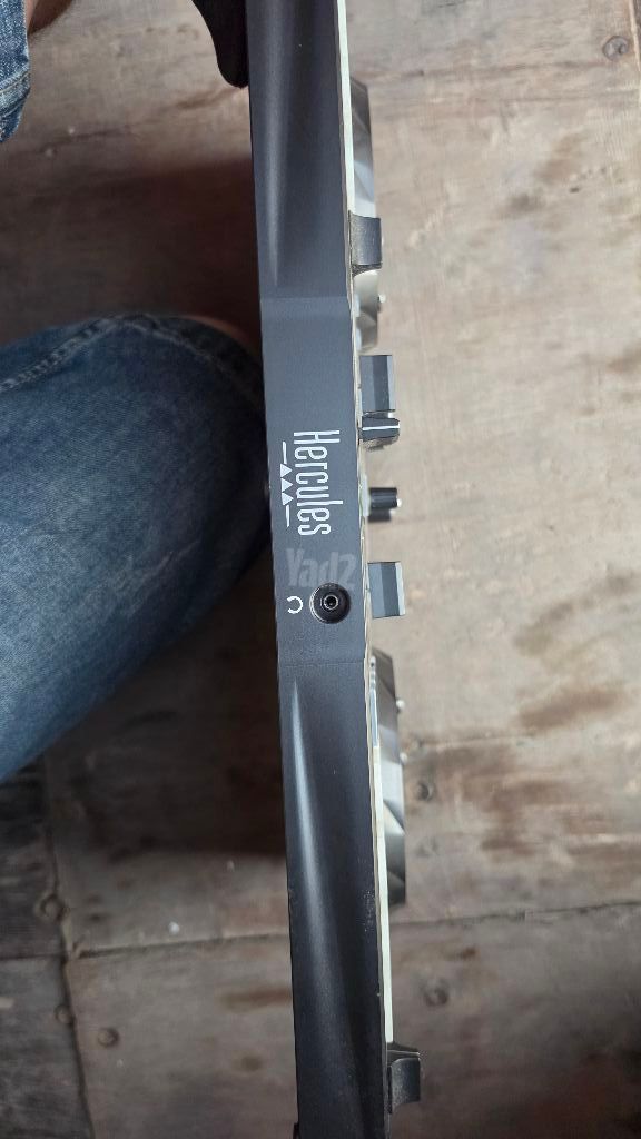 קונטרולר hercules inpulse mk2