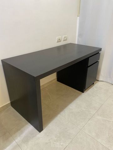 שולחן כתיבה
