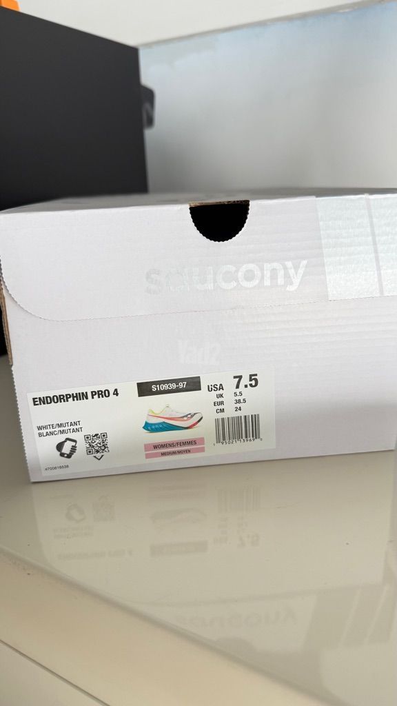 Saucony Endorphin Pro 4