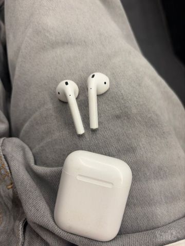 Airpods 2
