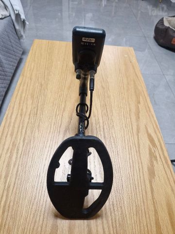 גלאי מתכות nokta simplex lite