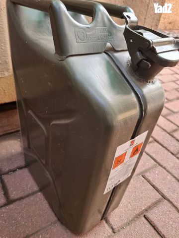 מיכל מים גרמני
