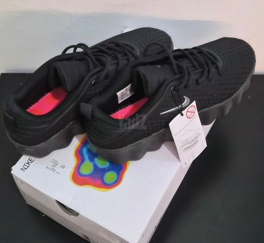 NIKE MIND 2