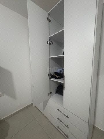 ארון בגדים