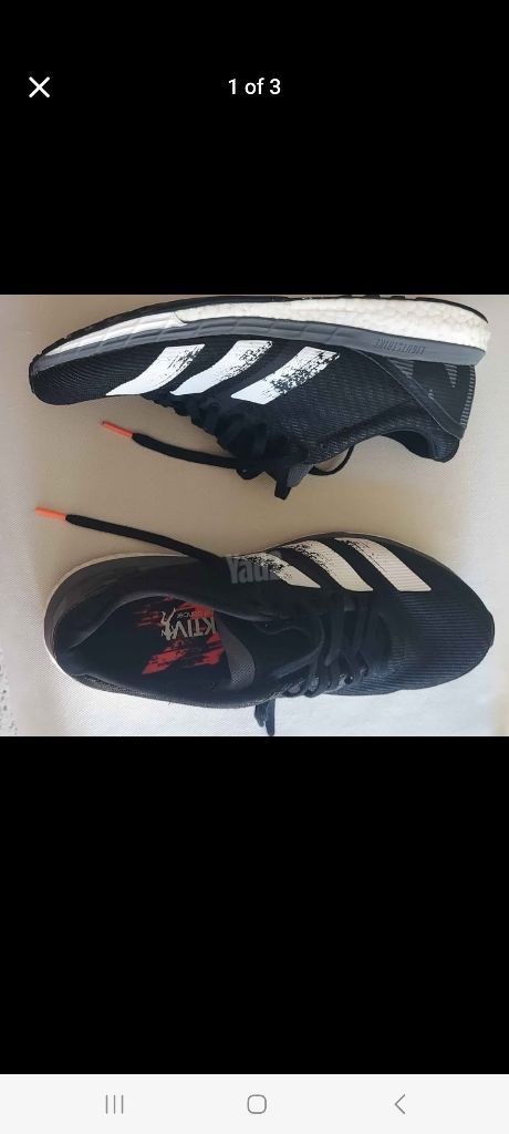 נעלי ריצה Adidas