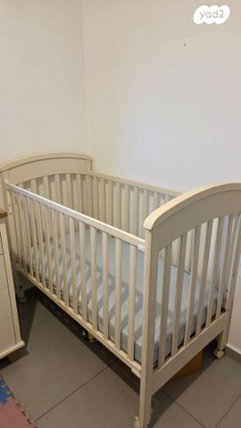 מיטת תינוק+מזרן אורטופדי