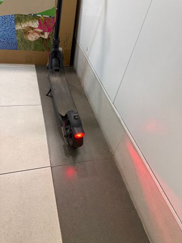 קורקינט Navee V25i PRO