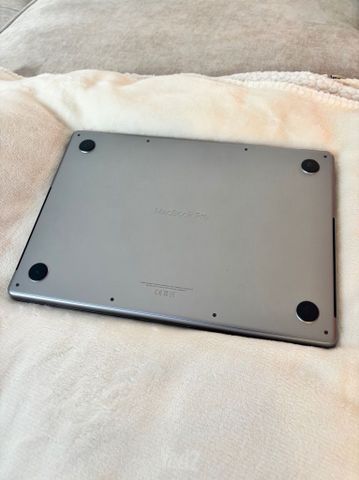 מקבוק פרו M2 PRO Macbook Pro