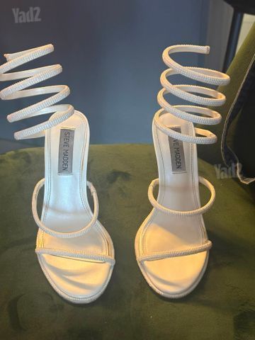 נעל עקב של STEVE MADDEN