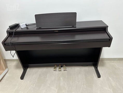 Yamaha YDP 165