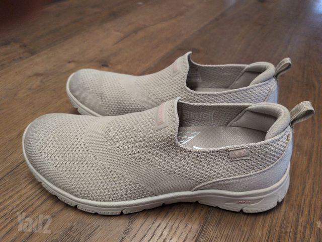 נעלי Skechers
